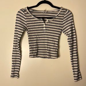 H&M Women’s Long Sleeve  Striped Crop Top